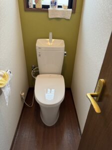 【滋賀県守山市】トイレ交換工事｜INAXからアメージュZ＋PASSOへリフォーム施工事例